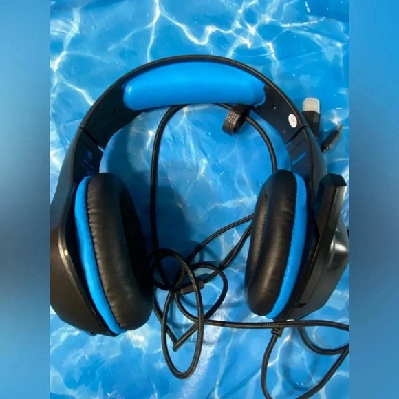 BlueFire Gaming Headset, Over-Ear Headphones with Mic and LED - Picture 7 of 15